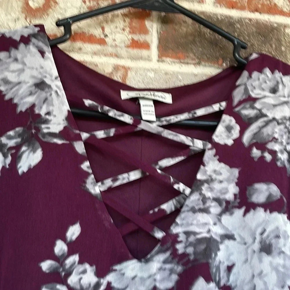 Speechless Plum Floral Sheer Lined Tunic Blouse - Picture 2 of 8